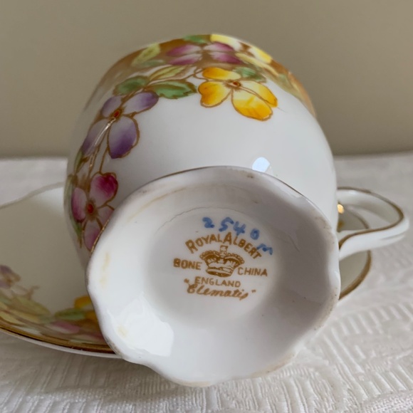 Royal Albert Clematis Cup & Saucer - Picture 2 of 2